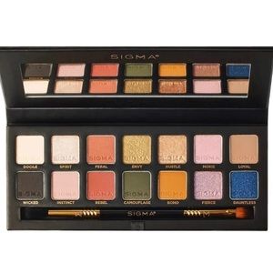 NEW SIGMA UNTAMED EYESHADOW PALETTE